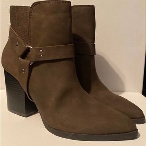 Womens Indigo Road Boots -size 10